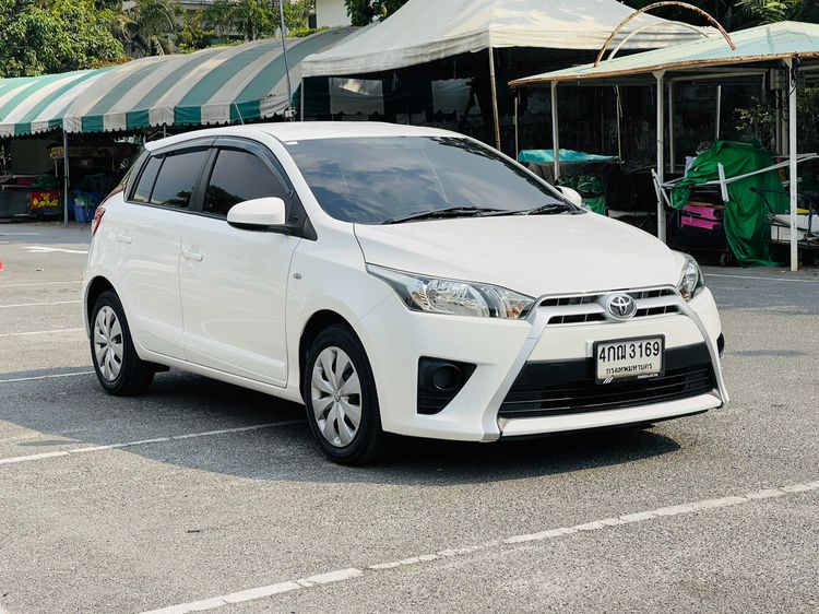 Toyota Yaris 2014 1.2 E Sedan เบนซิน ไม่ติดแก๊ส เกียร์อัตโนมัติ ขาว รูปที่ 3