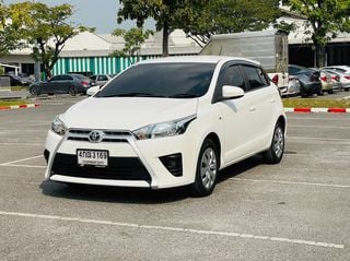 Toyota Yaris 1.2 E  ซื้อรถผ่านไลน์ รับฟรีบัตรเติมน้ำมัน K01626
