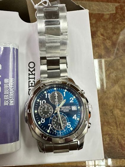 นาฬิกา seiko chronograph ซื้อมายังไม่ได้ใช้ครับมีครบทั้งกล่องและใบรับประกัน สนใจต่อรองราคาได้ครับนิดนึง รูปที่ 3