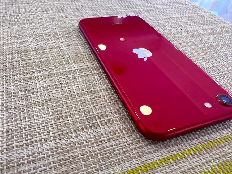 iPhone SE 2020 สีแดง 128gb รูปที่ 4