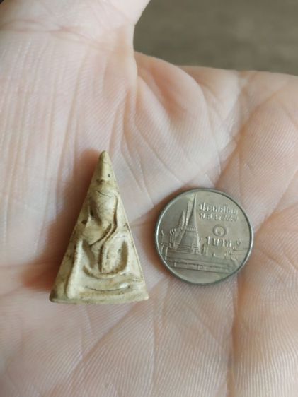 พระเนื้อว่านผสมผงพิมพ์เล็ก(พระพิมพ์พระนางพญาหลังเรียบ(เนื้อไม่ค่อยขาว)(130408)(ไม่ทราบพระเกจิที่สร้าง))พระบ้านพระเครื่องรางของมงคล รูปที่ 6