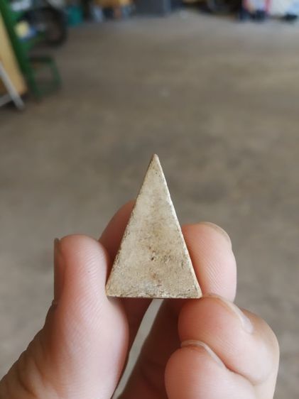 พระเนื้อว่านผสมผงพิมพ์เล็ก(พระพิมพ์พระนางพญาหลังเรียบ(เนื้อไม่ค่อยขาว)(130408)(ไม่ทราบพระเกจิที่สร้าง))พระบ้านพระเครื่องรางของมงคล รูปที่ 12