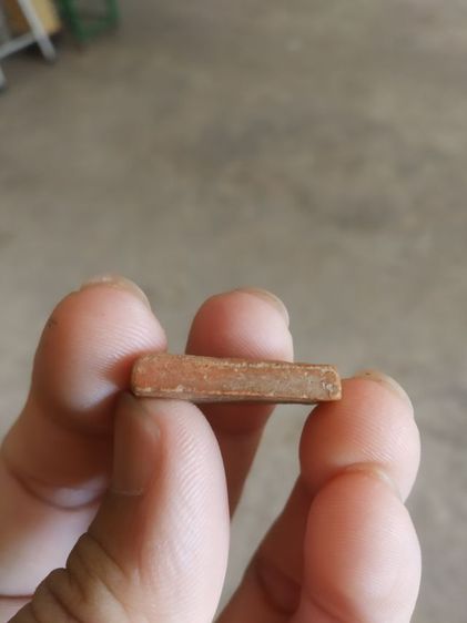 พระเนื้อดินผสมผงพิมพ์เล็ก(พระพิมพ์พระสมเด็จหลังเรียบสีน้ำตาลเข้ม(130409)(ไม่ทราบพระเกจิที่สร้าง)(ไม่ทราบรุ่นและอายุ))พระเครื่องรางของมงคล รูปที่ 17