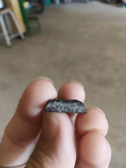 พระเนื้อดินผสมผงใบลานพิมพ์เล็ก(พระพิมพ์พระนางพญาหลังเรียบเนื้อออกสีดำ(130410)(ไม่ทราบพระเกจิที่สร้าง))พระบ้านพระเครื่องรางของมงคล รูปที่ 13