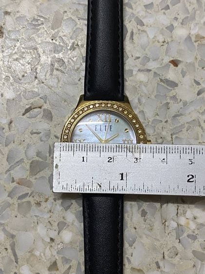 นาฬิกายี่ห้อ ELLE  ควอทซ์ ของแท้มือสอง ทองยังสวย สายหนังเปลี่ยนใหม่ 700฿ รูปที่ 10