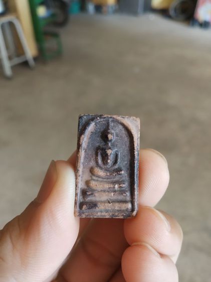 พระเนื้อดินเผา(พระพิมพ์พระสมเด็จหลังเรียบเนื้อดิน(130411)(ไม่ทราบพระเกจิที่สร้าง)(ไม่ทราบรุ่นและอายุ))พระบ้านพระเครื่องรางของมงคล รูปที่ 3