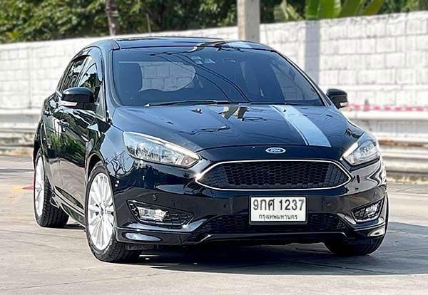 Ford Focus 2018 1.5 Sport Sedan เบนซิน ไม่ติดแก๊ส เกียร์อัตโนมัติ ดำ รูปที่ 2