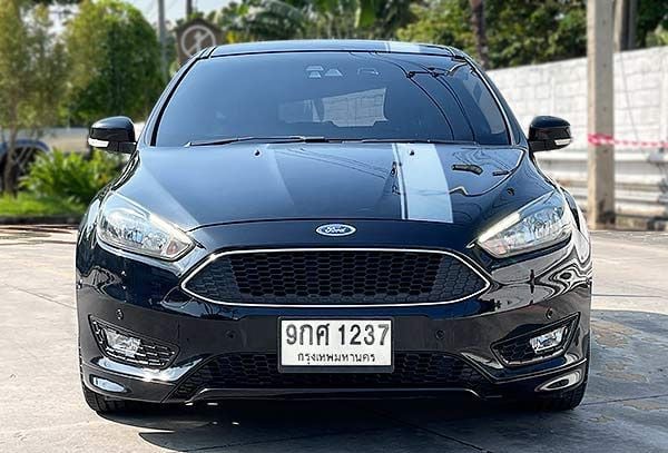Ford Focus 2018 1.5 Sport Sedan เบนซิน ไม่ติดแก๊ส เกียร์อัตโนมัติ ดำ รูปที่ 3