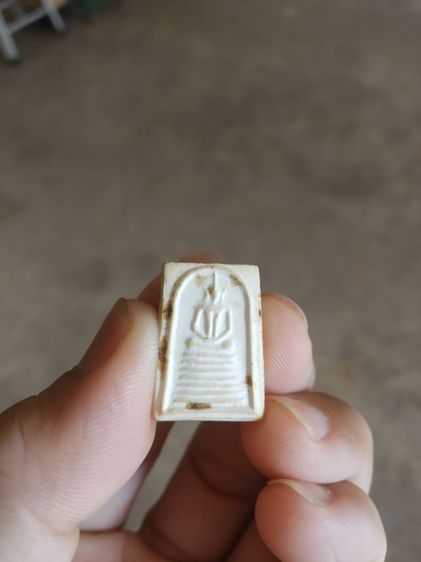 พระเนื้อว่านผสมผงพิมพ์เล็ก(พระพิมพ์พระสมเด็จเกศไชโยอกร่องหลังเรียบเนื้อออกขาว(130413)(ไม่ทราบพระเกจิที่สร้าง))พระบ้านพระเครื่องรางของมงคล รูปที่ 7