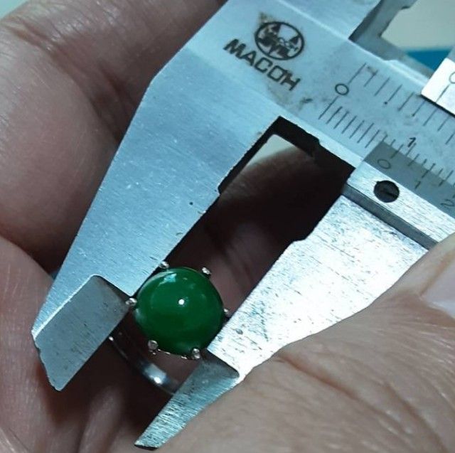 หยกพม่า เจได A JADE เขียวสวย ทรงกลม ทำตัวเรือนเงินแล้ว รูปที่ 8