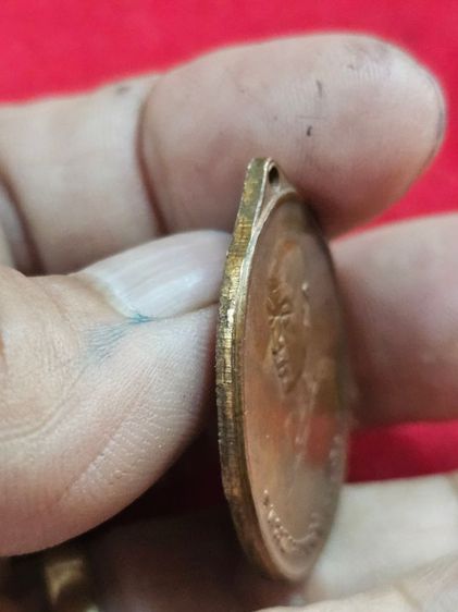 เหรียญพระอาจารย์ฝั้นอาจาโรเนื้อทองแดงรุ่นแรกปี 2507 รูปที่ 6