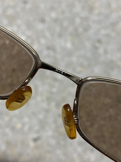 แว่นตา DIOR   แท้มือสอง เฟรมยังสวย เลนส์สายตามา ไปทำเลนส์เอาใหม่  1400฿ รูปที่ 9