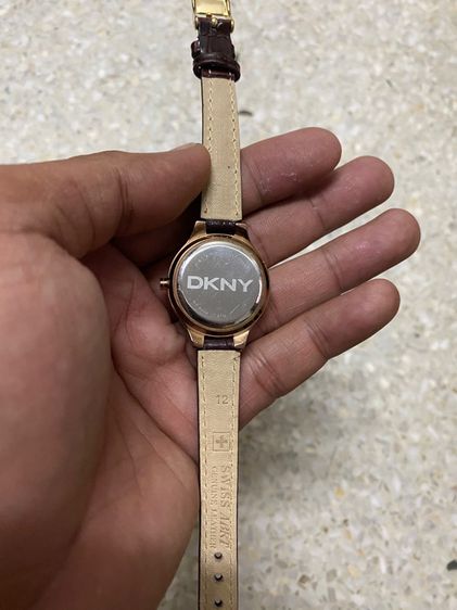 นาฬิกายี่ห้อ  DKNY  ของแท้มือสอง ทองสวย สายหนังเปลี่ยนมาใหม่ 800฿ รูปที่ 3