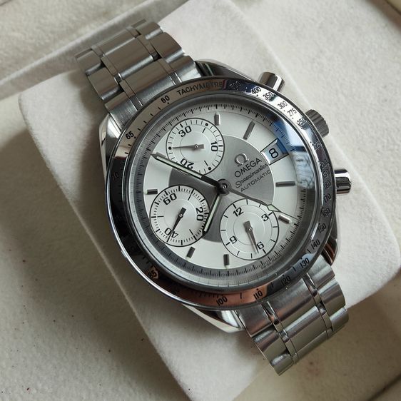 Omega Speedmaster Date Chronograph Automatic Sliver Dial รูปที่ 3