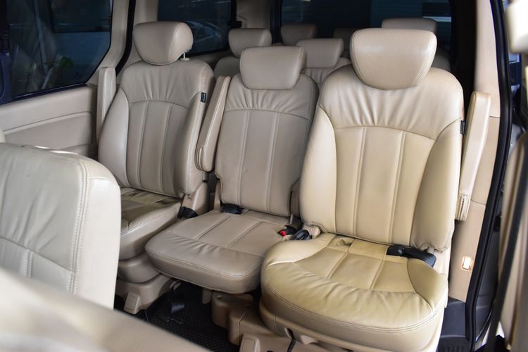 Hyundai H-1  2015 2.5 Elite Plus Van ดีเซล ไม่ติดแก๊ส เกียร์อัตโนมัติ บรอนซ์ทอง รูปที่ 3