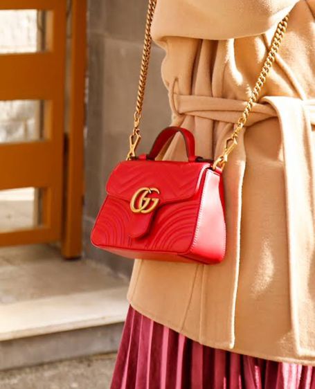 Gucci top handle bag สีแดง รูปที่ 3