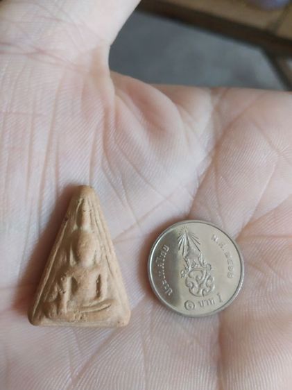 พระเนื้อดินพิมพ์เล็ก(พระพิมพ์พระนางพญาหลังเรียบเนื้อออกสีน้ำตาล(พระใหม่ไม่ทราบพระเกจิที่สร้าง)(140412))พระบ้านพระเครื่องรางของมงคล รูปที่ 8