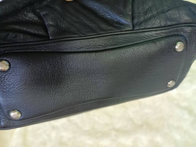 กระเป๋าสะพายไหล่หนังแท้สีดำ nina ricci รูปที่ 8