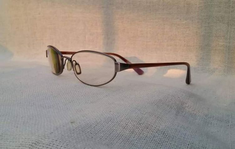 แว่นตาอเมริกันสายพันธุ์แคลิฟอร์เนียน OLIVER PEOPLES 'โอลิเวอร์ พีเพิลส์' เลนส์กระจกคริสตัล–มัลติโค้ท HOYA คุณภาพสูง ค่าสายตายาว 250...Authentic OLIVER PEOPLES handcrafted in Sabae, Japan รูปที่ 3