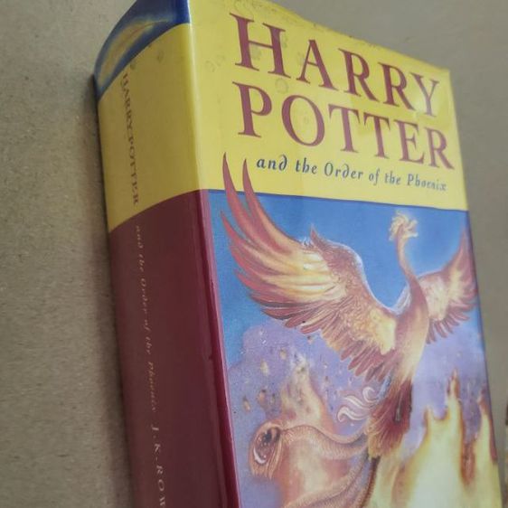 350฿ ไม่รวมส่ง​ 50฿ หนังสือแฮรี่พอตเตอร์ภาคีนกฟินิกซ์​ ภาษาอังกฤษ​ ปกแข็ง​ มือ2​  ราคาปก​825​ลดเหลือ​ 350 รูปที่ 4