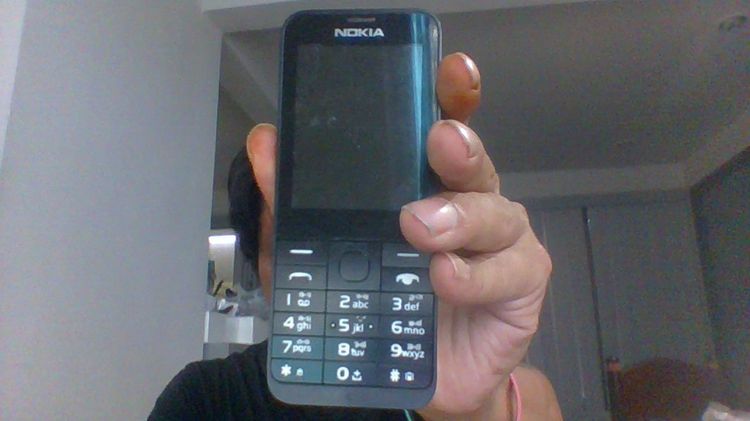 โทรศัพท์ Nokia กดปุ่ม RM940 รูปที่ 1