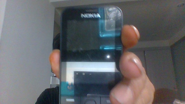 Nokia RM-220 เหมาะสำหรับเล่นฟัง รูปที่ 2
