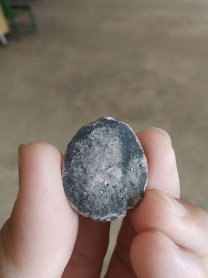 พระเนื้อดินผสมผงว่านรูปทรงกลม(พระรูปเหมือนพระครูบาดวงแก้ว(วัดวิเวกวนาราม)(ปฐมเจ้าอาวาส)(จังหวัดเชียงใหม่))พระบ้านพระเครื่องรางของมงคล รูปที่ 10