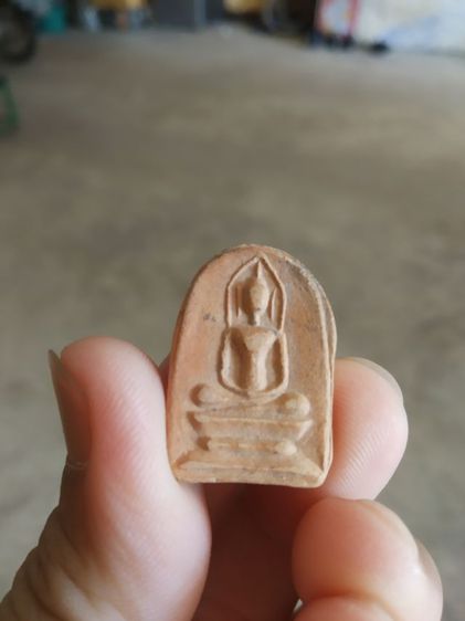 พระเนื้อดิน(พระพิมพ์พระพุทธนั่งปางสมาธิบนฐาน(150402)(พระใหม่ไม่ทราบพระเกจิที่สร้าง))พระบ้านพระเครื่องรางของมงคล รูปที่ 4