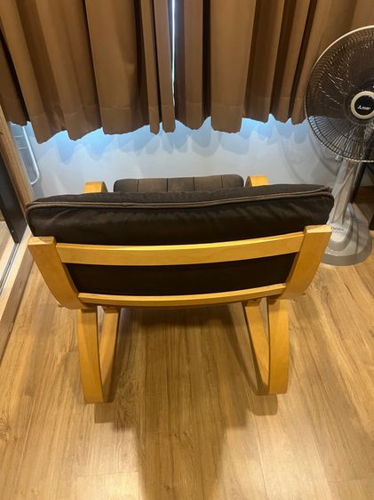เก้าอี้โยกพัวแอง POANG ของ IKEA รูปที่ 4