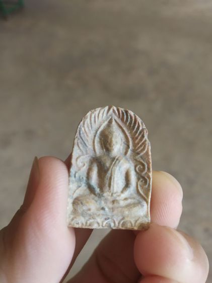 พระเนื้อผงน้ำมันสายรุ้ง(พระพิมพ์พระซุ้มกอสายรุ้งหรือเบญจรงค์(ไม่ค่อยสวย)(150407)(ไม่ทราบพระเกจิที่สร้าง))พระบ้านพระเครื่องรางของมงคล รูปที่ 8