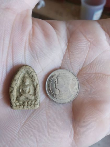 พระเนื้อดินผสมผงพิมพ์เล็ก(พระพิมพ์พระกลีบบัวทาทอง(พระหลวงพ่อสินธุ์)(วัดบรรลือธรรม)(จังหวัดพระนครศรีอยุธยา)(020202))พระเครื่องรางของมงคล รูปที่ 18