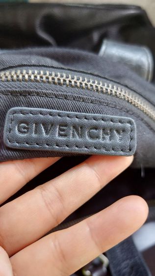 กระเป๋า Givenchy ใบใหญ่  รูปที่ 14