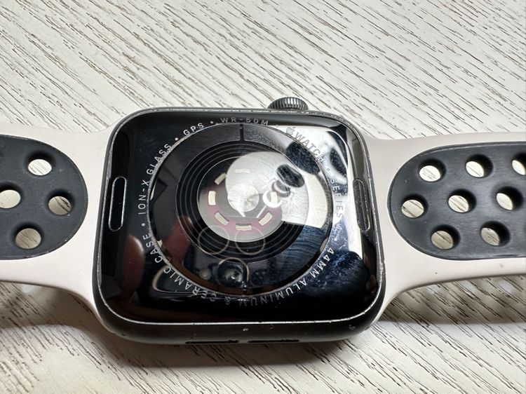 Apple Watch S4 GPS 44mm รูปที่ 7