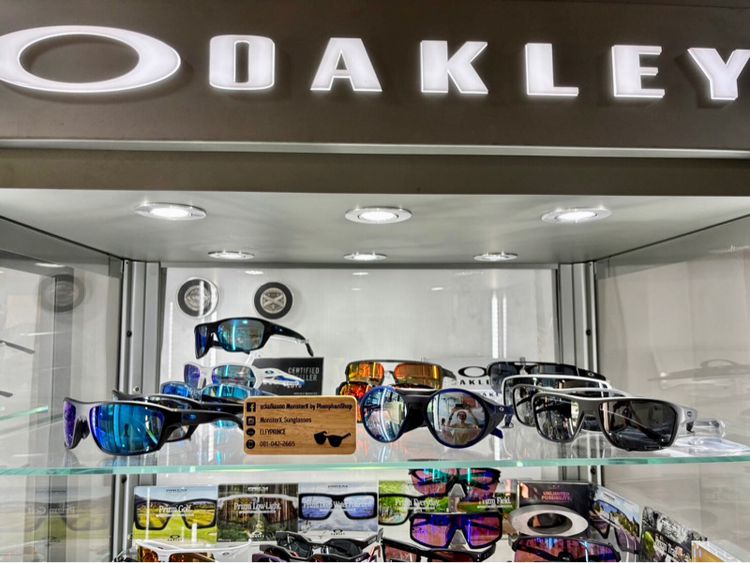 ใหม่ แท้ ประกันศูนย์ไทย 2 ปี แว่นกันแดด Oakley มีหลายรุ่น รูปที่ 11