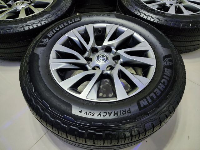 ขายล้อแม็ก Toyota ฟอร์จูนเนอร์ ขอบ18 พร้อมยาง Michelin Primacy SUV ขนาด 265 6018 ปี22 รูปที่ 13