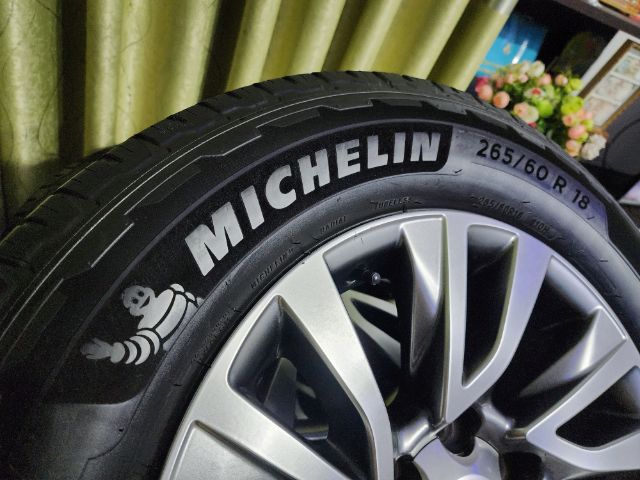 ขายล้อแม็ก Toyota ฟอร์จูนเนอร์ ขอบ18 พร้อมยาง Michelin Primacy SUV ขนาด 265 6018 ปี22 รูปที่ 5