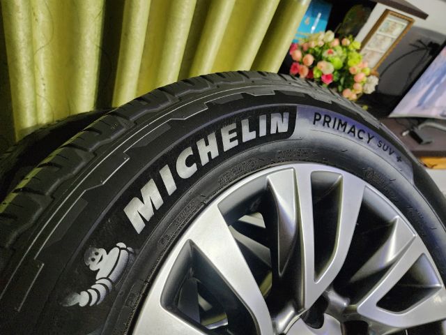 ขายล้อแม็ก Toyota ฟอร์จูนเนอร์ ขอบ18 พร้อมยาง Michelin Primacy SUV ขนาด 265 6018 ปี22 รูปที่ 4