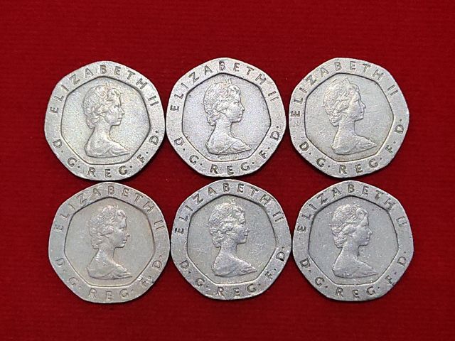 เหรียญUK อังกฤษ20​ pence​ Elizerbeth​ II คละค.ศ.​1982-2005 ผ่านใช้ สภาพสวยรับประกันแท้💯 รูปที่ 4