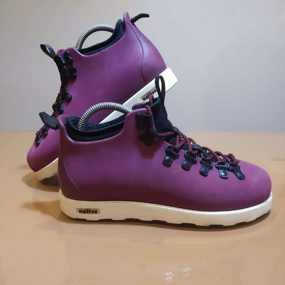 NATIVE
Fitzsimmons Hiking Boots 
Size 38ยาว24(25) cm
ราคา 750 ฿ รูปที่ 4