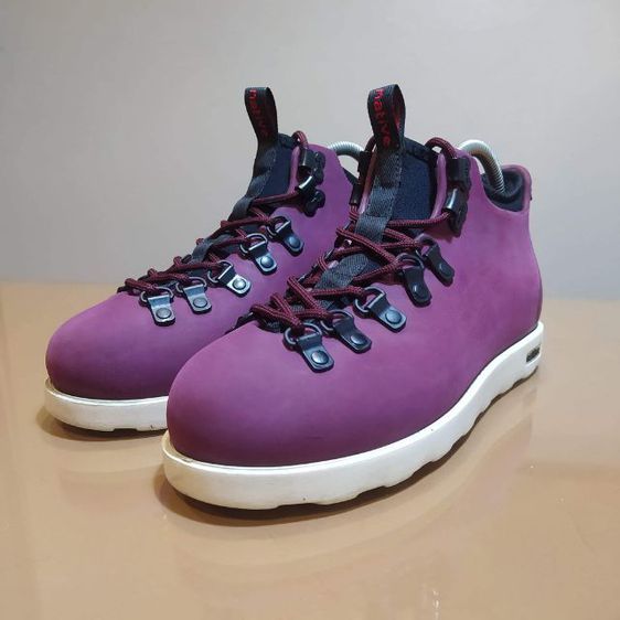 NATIVE
Fitzsimmons Hiking Boots 
Size 38ยาว24(25) cm
ราคา 750 ฿ รูปที่ 2