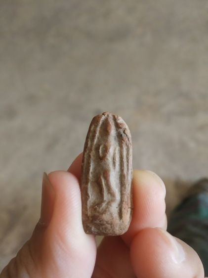 พระเนื้อดินพิมพ์เล็ก(พระปางลีลากำแพงเขย่งหลังเรียบ(ไม่รู้ที่มา)(ไม่ทราบพระเกจิที่สร้าง)(160414))พระบ้านพระเครื่องรางของมงคลพระใหม่ รูปที่ 3