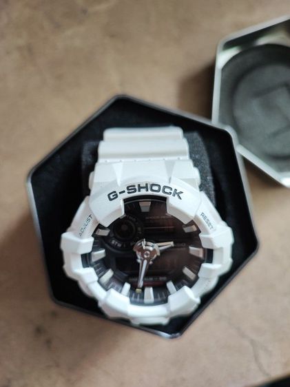 g-shock สีขาว รูปที่ 2