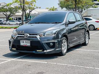 Toyota Yaris 1.2 E  ซื้อรถผ่านไลน์ รับฟรีบัตรเติมน้ำมัน K01755