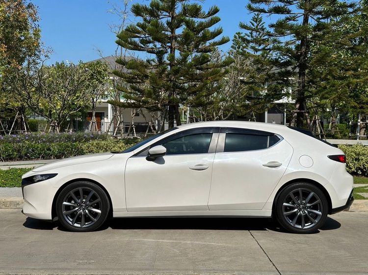 Mazda Mazda3 2020 2.0 S Sedan เบนซิน ไม่ติดแก๊ส เกียร์อัตโนมัติ ขาว รูปที่ 3