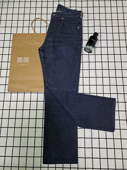 📢 กางเกงยีนส์ทรงกระบอกสีเข้ม แบรนด์ Uniqlo รูปที่ 2