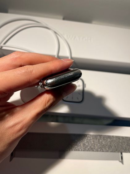 Apple Watch Series 7 45mm Stainless Steel Milanese Loop Cellular Wifi รูปที่ 12