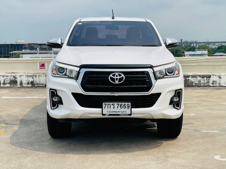 Toyota Hilux Revo 2018 2.4 Prerunner E Plus Pickup ดีเซล ไม่ติดแก๊ส เกียร์ธรรมดา ขาว รูปที่ 2