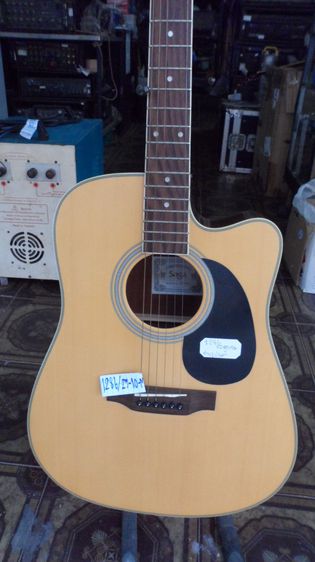 Saga SA700C   กีตาร์โปร่ง กีตาร์ไฟฟ้า   รูปที่ 2