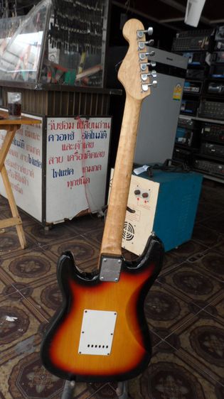 กีต้าร์ไฟฟ้า Century รูปที่ 4