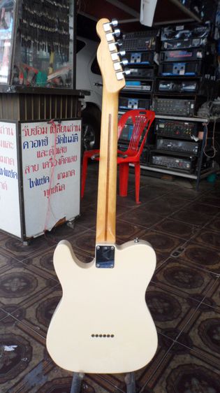 กีตาร์ไฟฟ้า FENDER Telecaster Standard Mexico ปี 2007 รูปที่ 4